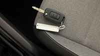 Renault Clio 1.5 dCi 100ch Evolution - 25 — photo 16