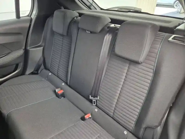 Peugeot 208 puretech 100 s&amp;s bvm6 — photo 10