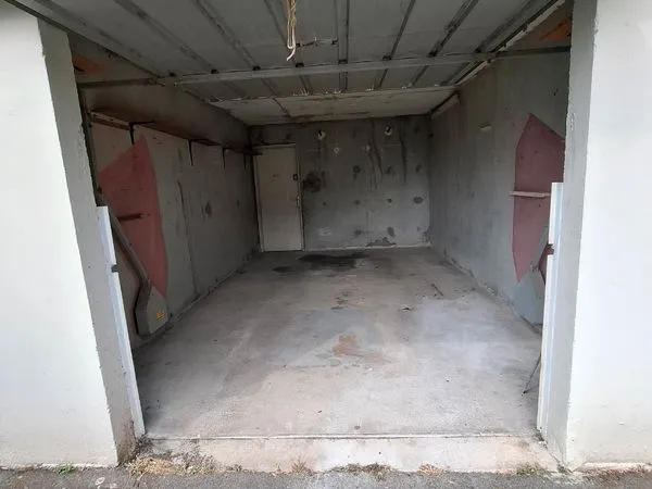 Garage 17m2 en impasse