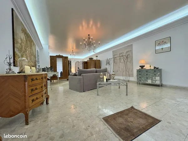 Appartement 2 pièces 93 m²