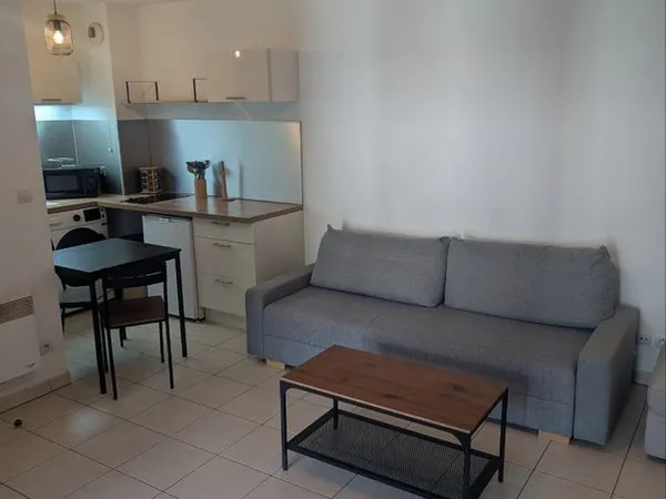 Location appartement 28m2 meublé sur agroparc
