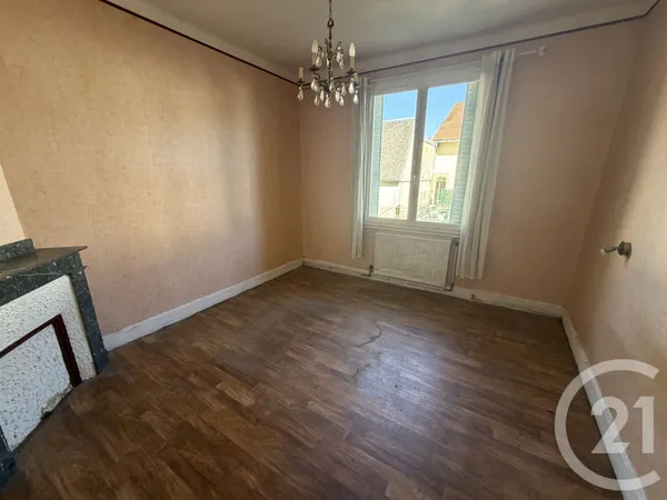 Immeuble 3 pièces 132 m²