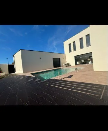 Maison vias