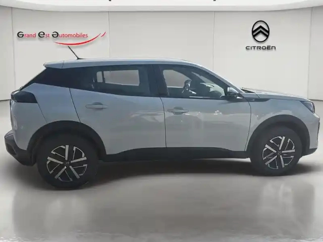 Peugeot 2008 e- 136ch active — photo 7