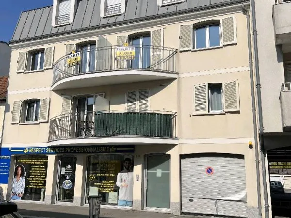 Stationnement Location Pontault-Combault   50€