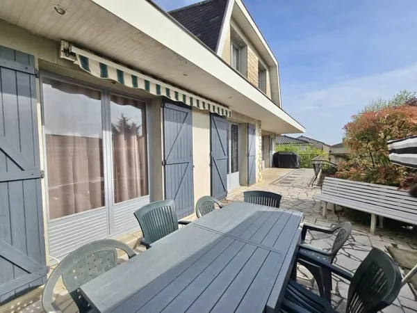 Maison 6 pièces 168 m²
