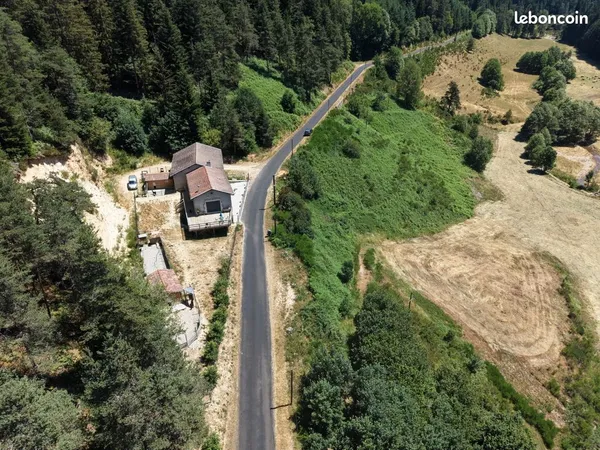 Maison avec 2 hectares