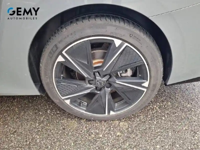 Peugeot 308 sw electrique 54 kwh 156ch — photo 11