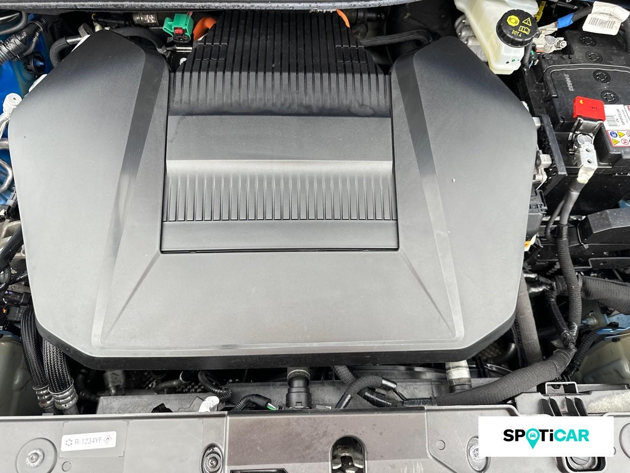 Peugeot 208 e-208 136ch gt — photo 20