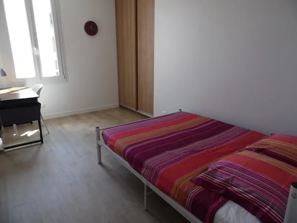 Appartement 1 pièce 94 m²
