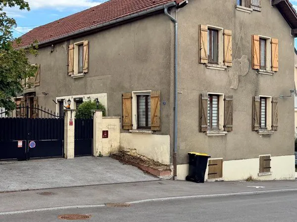 🏡 Grande maison familiale de 191 m² - 6 chambres - Sous-sol complet - Écot