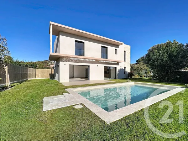 Maison 4 pièces 143 m²