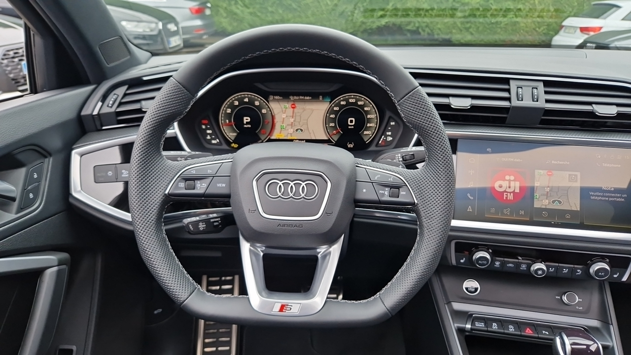 Audi Q3 Sportback 35 TFSI 150 ch S tronic 7 — photo 22