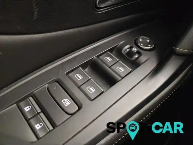 Peugeot 408 phev 225ch gt e-eat8 — photo 13