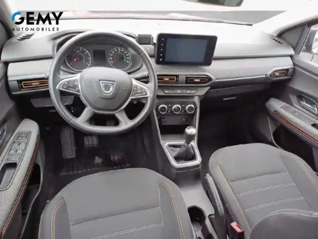 Dacia Sandero tce 90 — photo 8