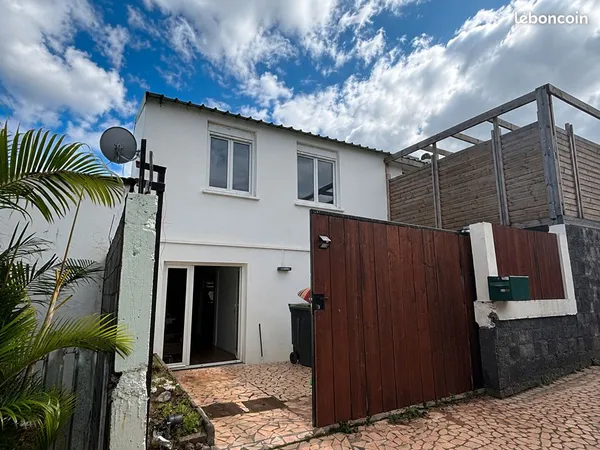 Maison 10 pièces 140 m²