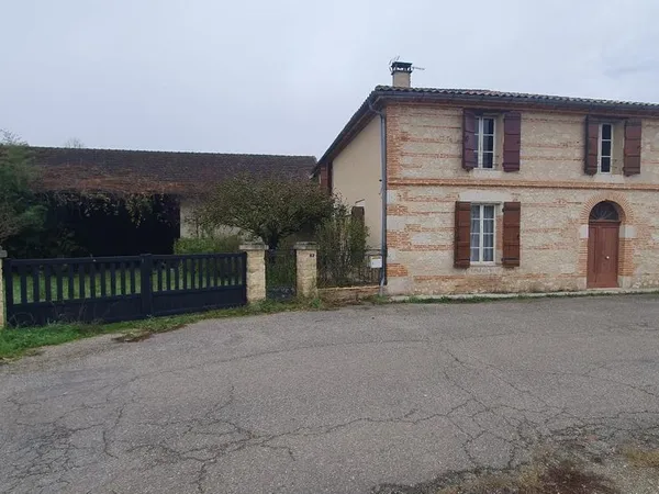Maison 7 pièces 234 m²