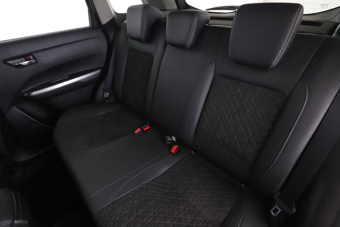 Suzuki Vitara 1.4 BoosterJet Style AllGrip Auto — photo 13
