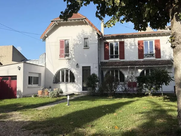 Maison 7 pièces 180 m²