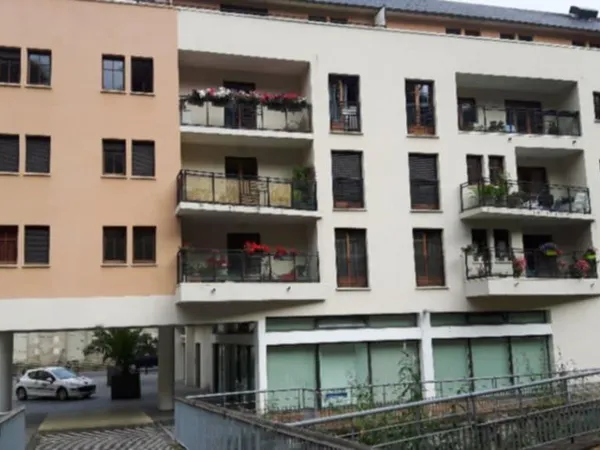 Morlaix centre - T4 duplex 100 m² - 3 chambres - Ascenseur - Loggia