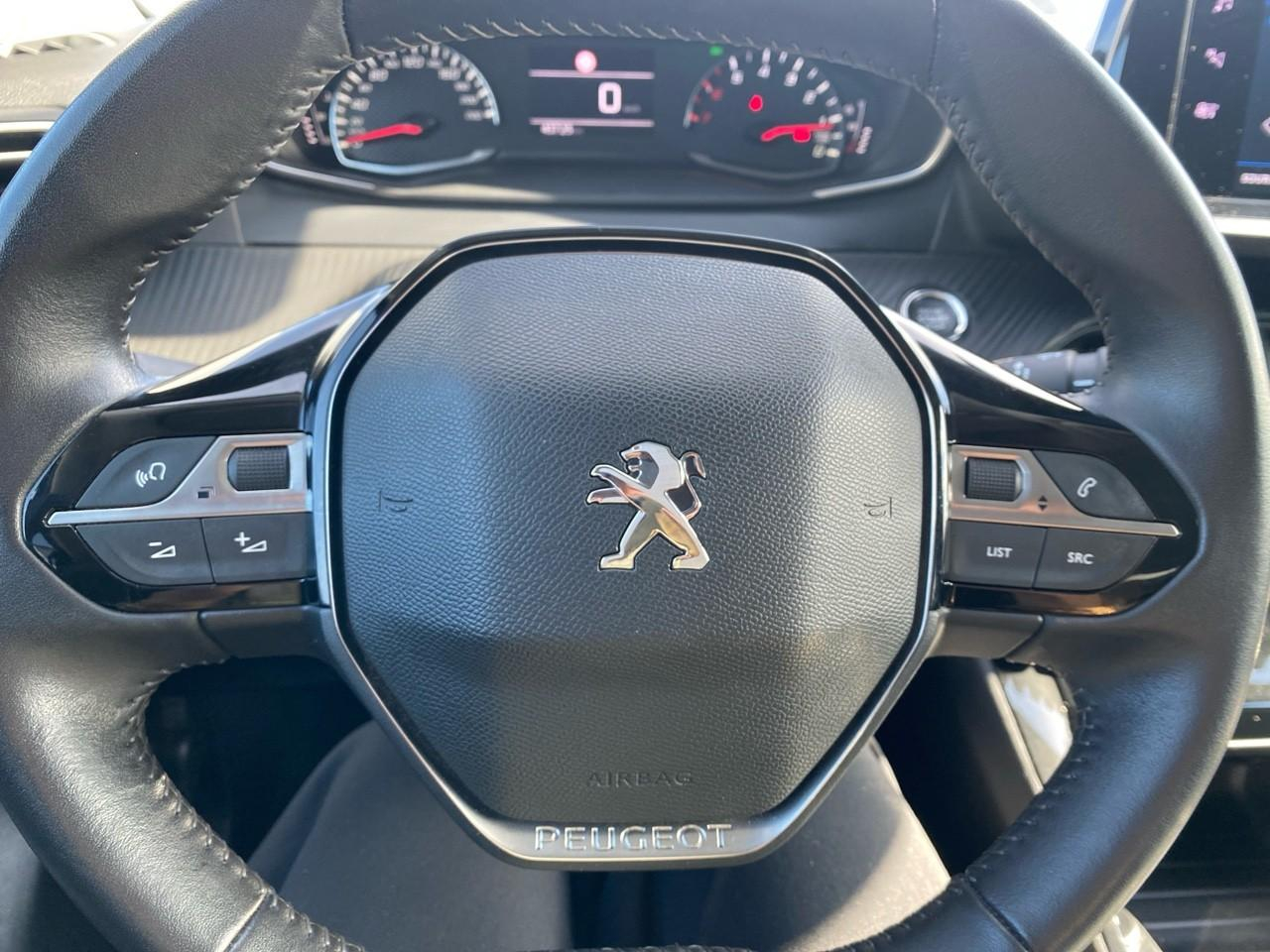 Peugeot 208 1.2 puretech 100ch s&s allure — photo 20