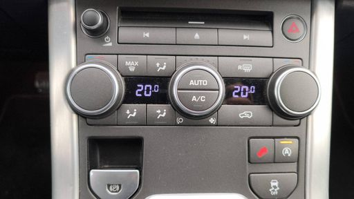 Land Rover Range Rover Evoque 2.0 TD4 150 4WD BVA - SE – 2015 – 153956 km – Diesel – Boîte Automatique — photo 12