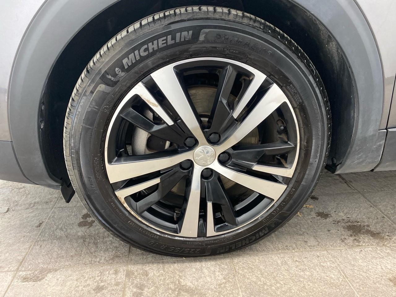 Peugeot 3008 hybrid 225 e-eat8 gt — photo 11