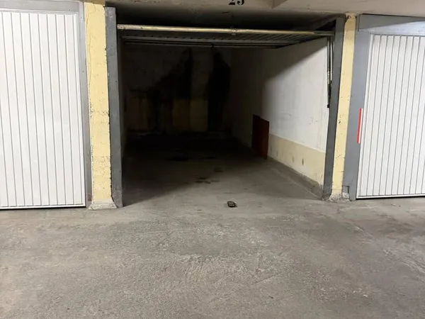 Parking 16 m²