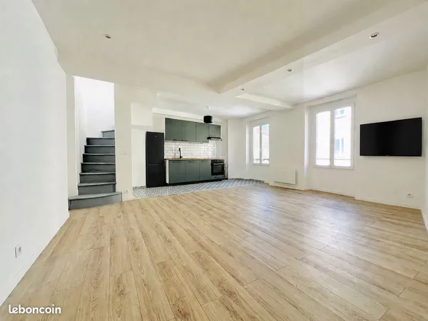 Appartement duplex 3/4 pièces - 69 m² - Choisy le Roi