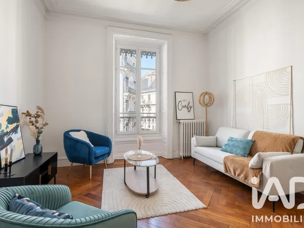 Appartement 4 pièces 107 m²