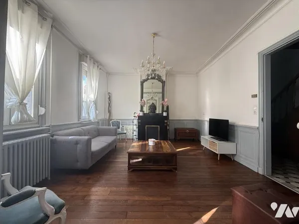Maison 5 pièces 164 m²