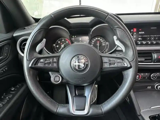 Alfa Romeo Stelvio 2.2 diesel 210ch veloce q4 at8 my22 — photo 14