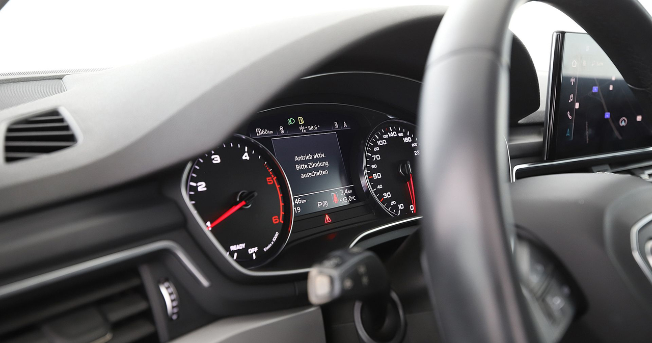 Audi A4 Avant — photo 20