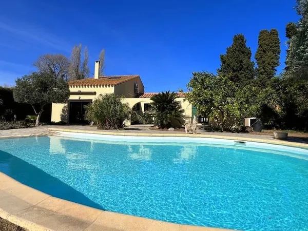 Villa sr un terrain de 2122m²