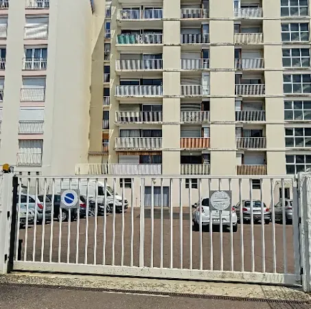 Parking 12 m²