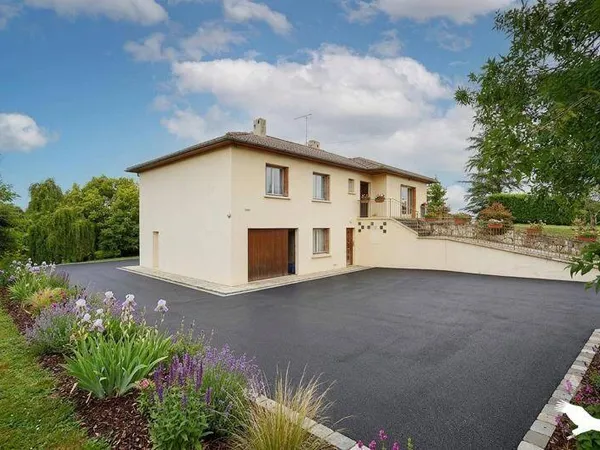 Commerce 6 pièces 181 m²