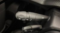 Peugeot 2008 e-2008 156ch 54 kWh Allure — photo 23