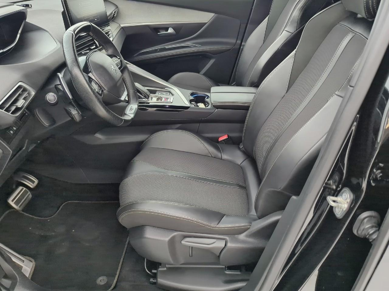 Peugeot 5008 puretech 180ch s&s eat8 gt — photo 9