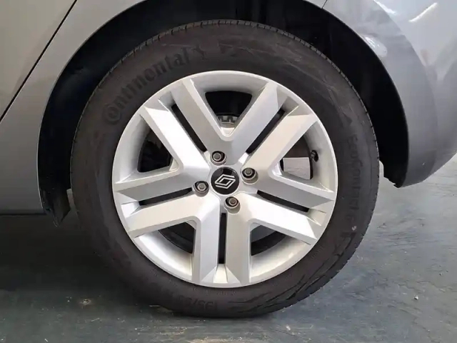 Renault Clio tce 90 — photo 10