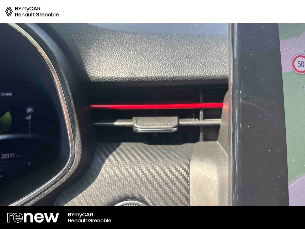 Renault Clio E-Tech 140 - 21N — photo 21