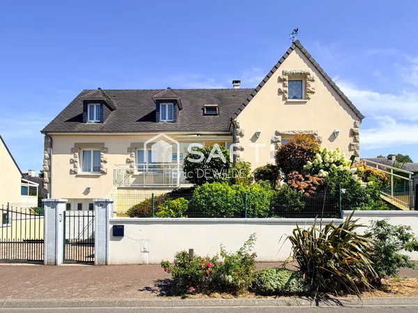 Grande maison familiale au coeur de Sartilly
