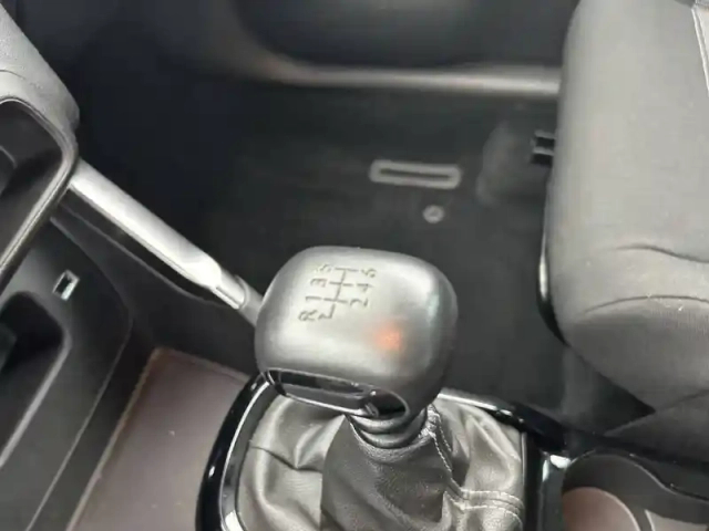 Citroën C3 Aircross puretech 110 s&amp;s bvm6 — photo 14