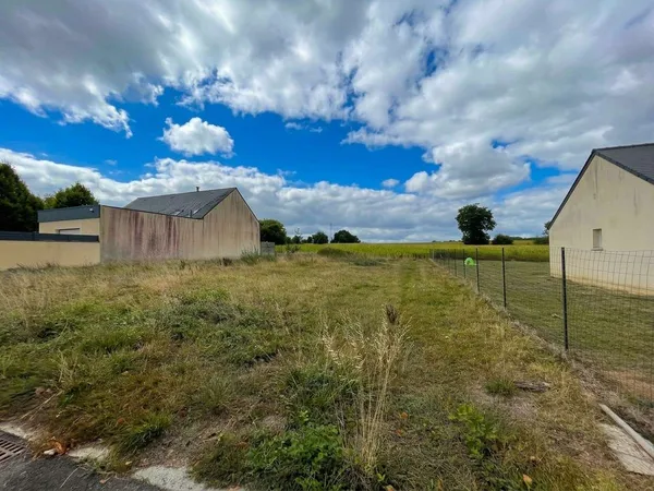 Terrain 800 m²