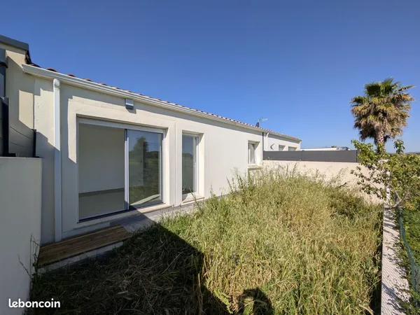 Vente maison plain pied 2 exterieurs - 2 chambres - 2 parking