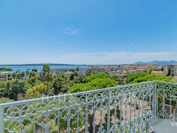 Appartement 3 pièces 93 m²