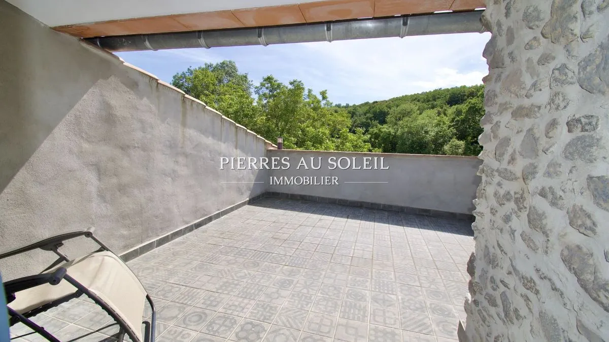 Photo 12
