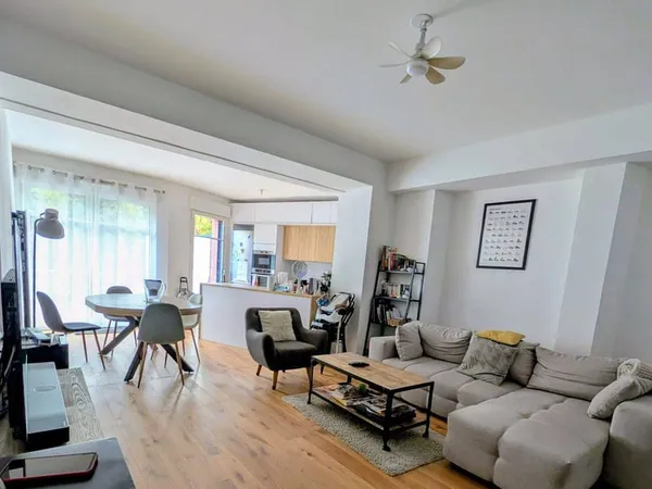 Appartement 4 pièces 100 m²