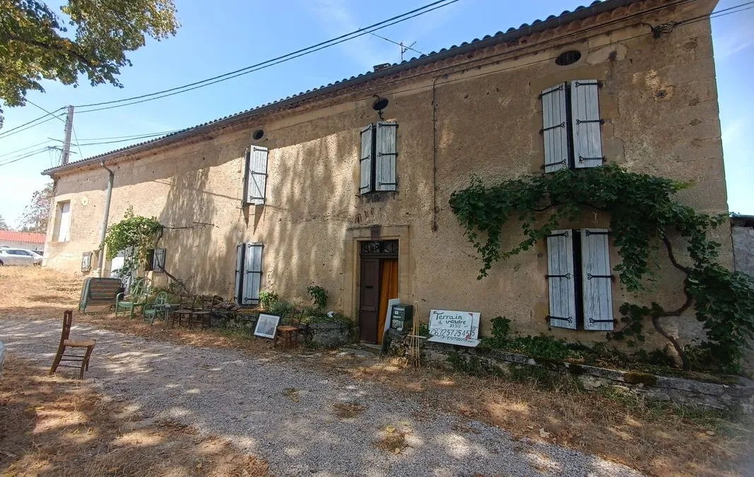 Photo 1