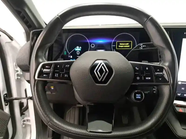 Renault Megane e-tech ev60 220 ch super charge — photo 33