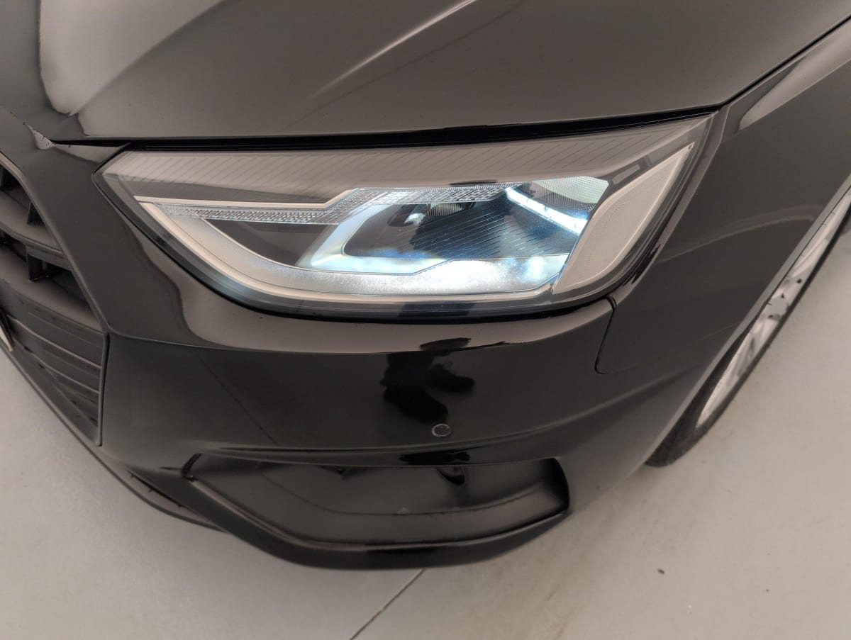 Audi A4 Avant — photo 21